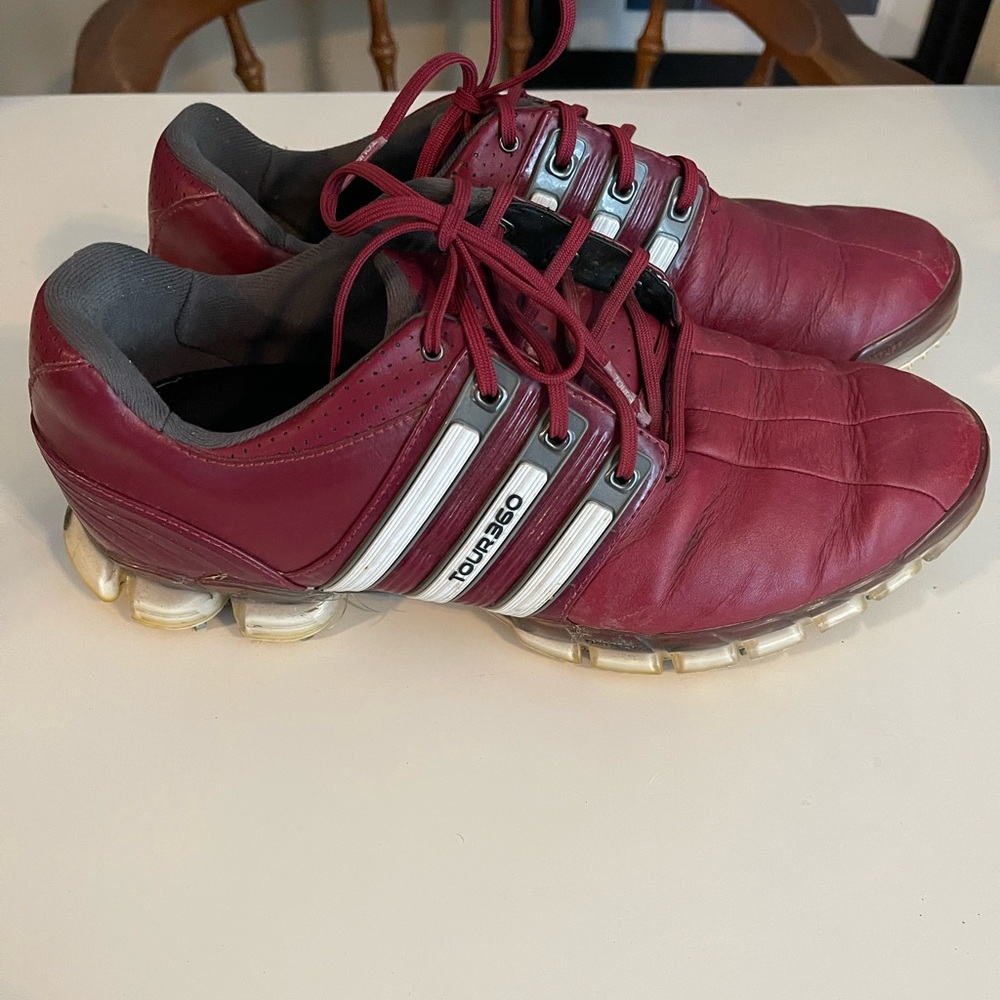 Adidas golf shoe